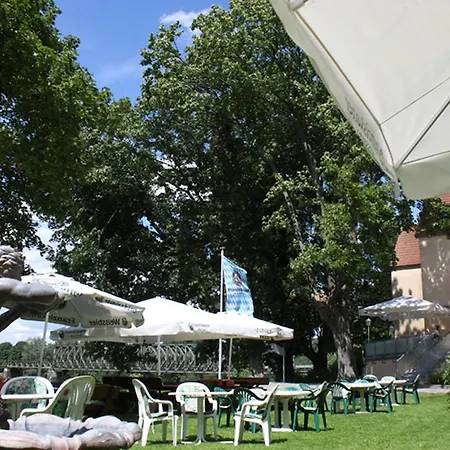 Konigszinne 3* בודנוורדר