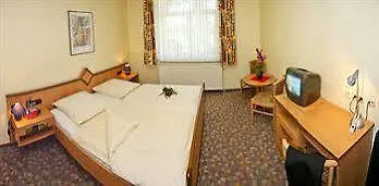 Konigszinne מלון בודנוורדר